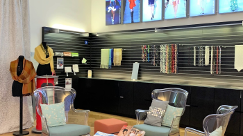 Textil-Shop in der Tourist Information